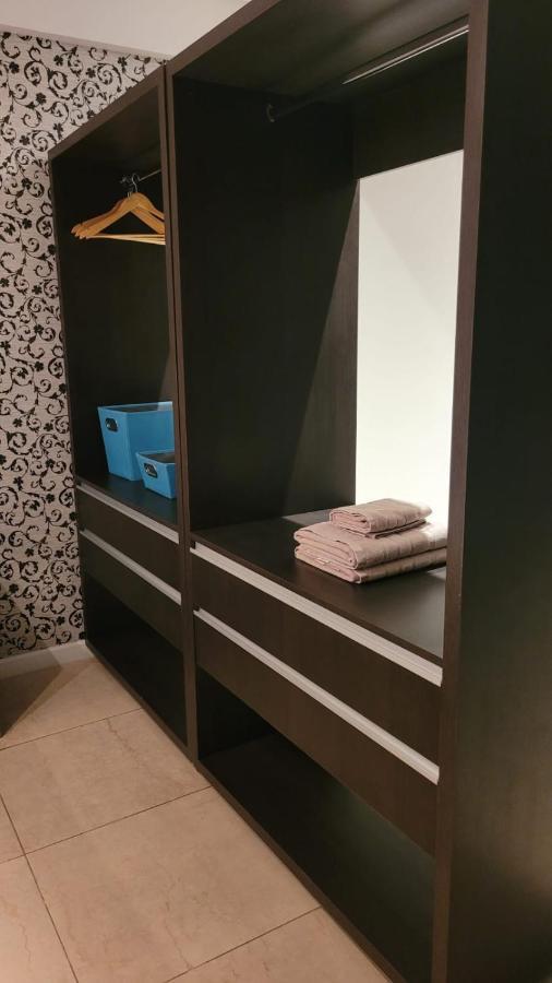 Dessau Vi Apartment